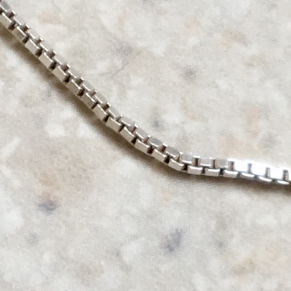Beautiful silver 1.25mm 18” chain! - Picture 4 of 5